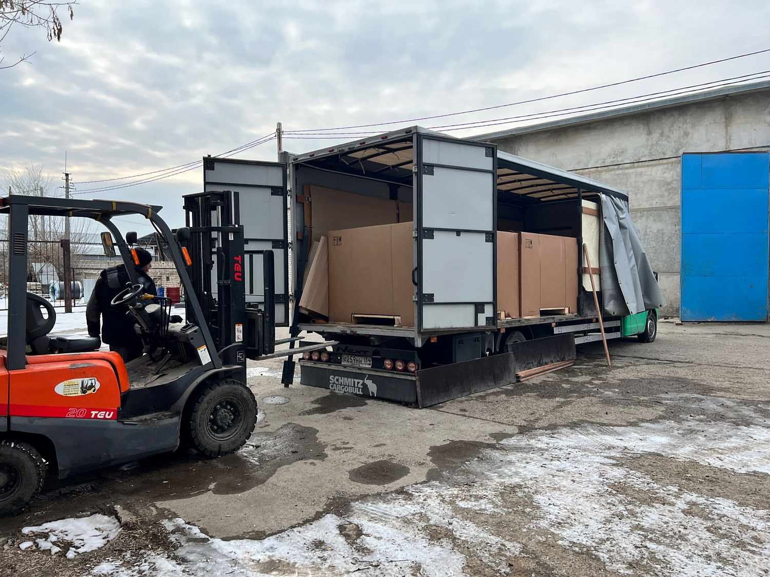 Отгрузка поршневых компрессоров REMEZA СБ4/Ф-270.LB75 в г. Волгоград